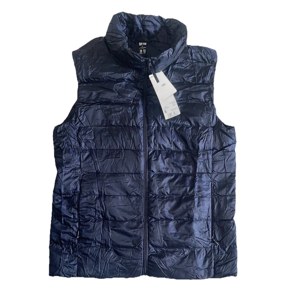 Uniqlo Ultra Light Down Vest Womens Small Navy Blue Full Zip Puffer Packable NWT